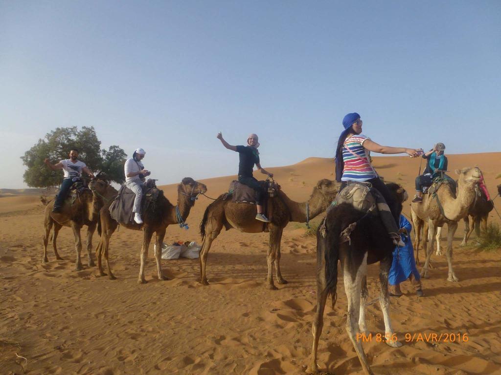 فندق Bivouac Erg Znaigui مرزوكة المظهر الخارجي الصورة